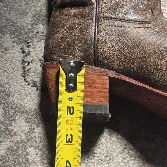 NWOT Corral Circle G Brown Boots with Turquoise Floral Embroidery - Picture 8 of 8